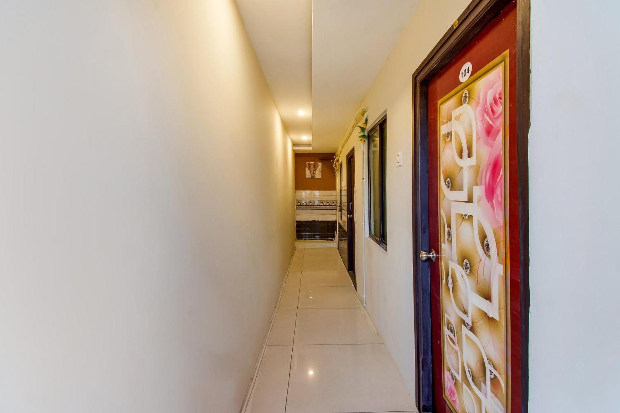 Hotel Oyo Akshaya Nest Vijayawāda Exterior foto